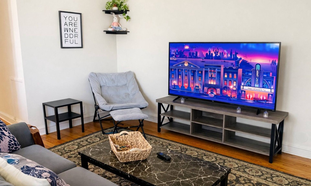 Cheltenham Apartment | Spacious 1BR Near Philly | Quiet, Comfy, Free Parking, Text us for Discount