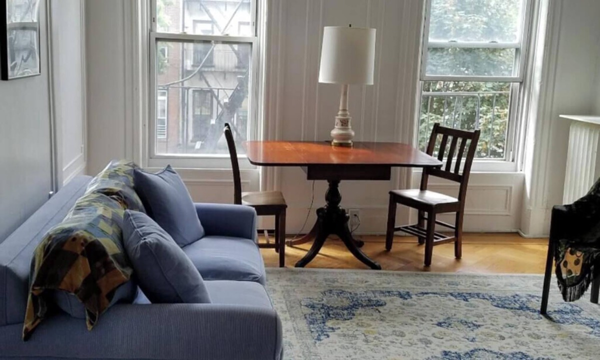 Bedford-Stuyvesant Apartment | Spacious 2 bedroom in brownstone Brooklyn