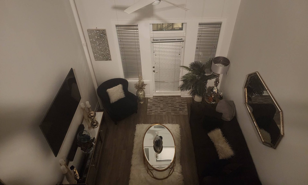 Atlantic Station Area House | Spacious 2 bedroom plus loft with a elegenat setting and a great view.