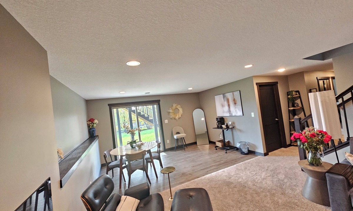 Rochester House | Spacious 4-bedroom house in peaceful neighborhood 10min from Mayo Clinic.