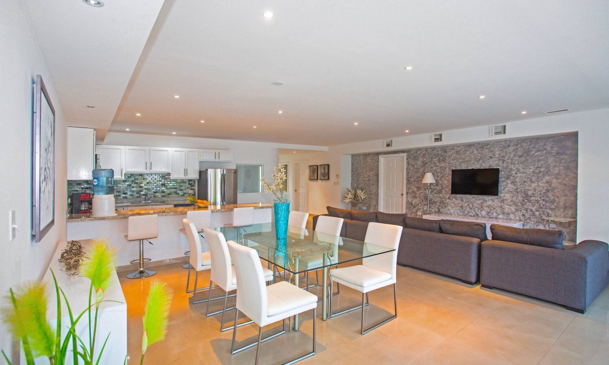 Cozumel Condo | Spacious&cozy ocean view condo w/great amenities, close to town and beaches!