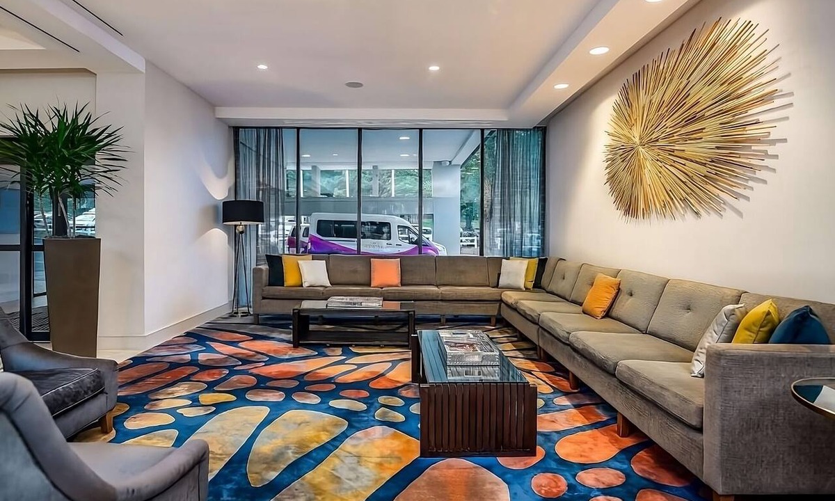 Executive Park Hotel | Spacious Good-Value Accommodation! Parking, Pools! Near Charlotte Nature Museum