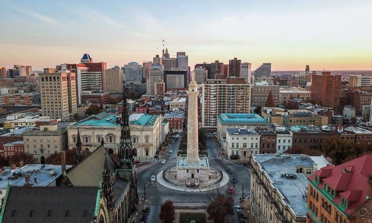 Mount Vernon Hotel | Spacious & Stylish Rooms in Baltimore's Art District - With Rooftop Bar