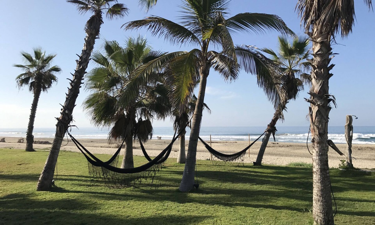 Cerritos House | Stunning beach-front retreat