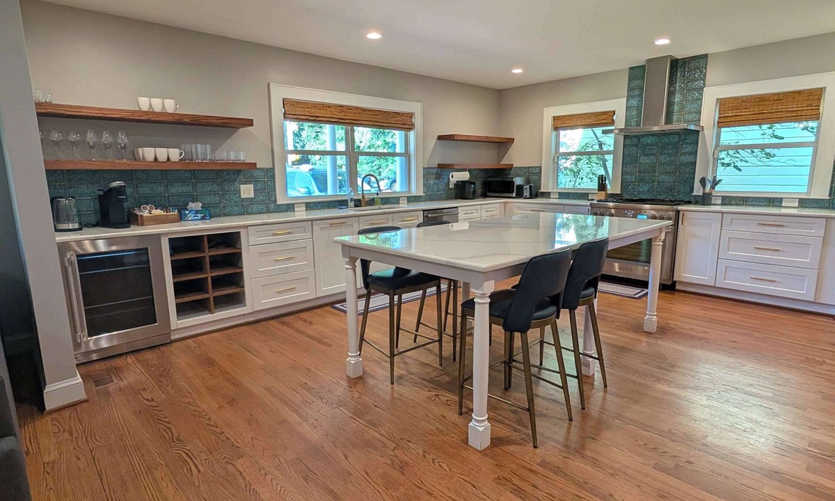 Durham Cottage | Stylish Durham Retreat - Walkable, Sleeps 6