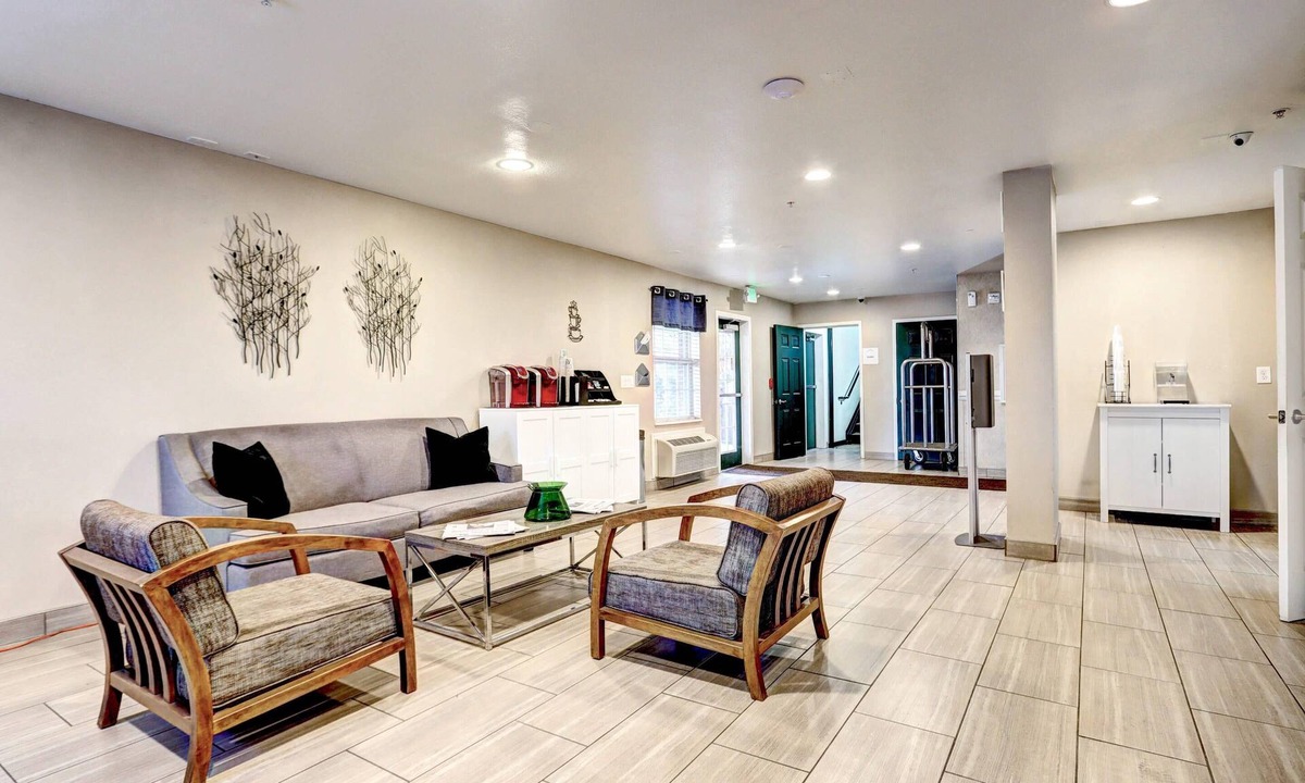 North Westminster Hotel | Suburban Studios Westminster Denver North