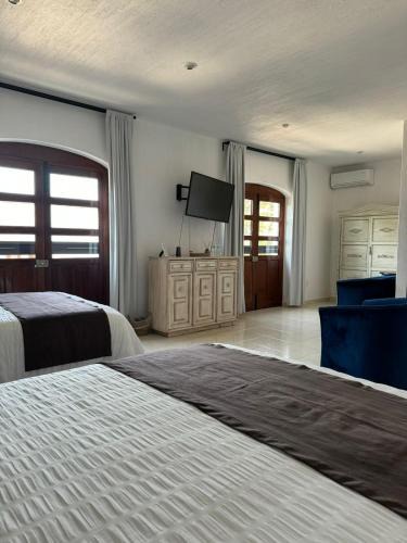 Tecozautla Hotel | Suite Los Angeles