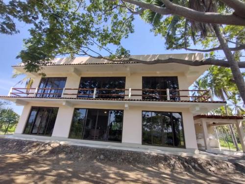 Ixtapa Apartment | Surf lodge