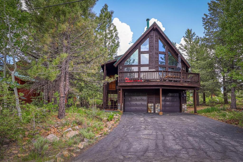 Truckee House | Tahoe Truckee Basecamp