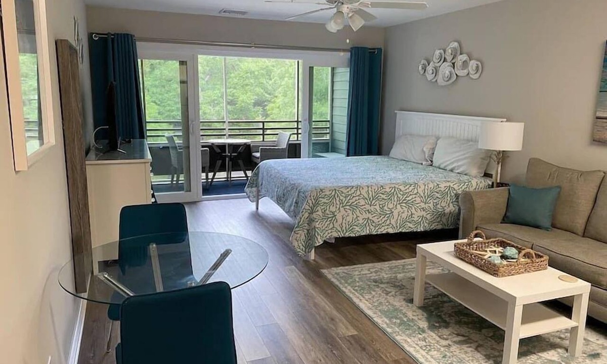 Briarcliffe Acres Apartment | Teal Turtle Lodge Studio in Ocean Creek Resort