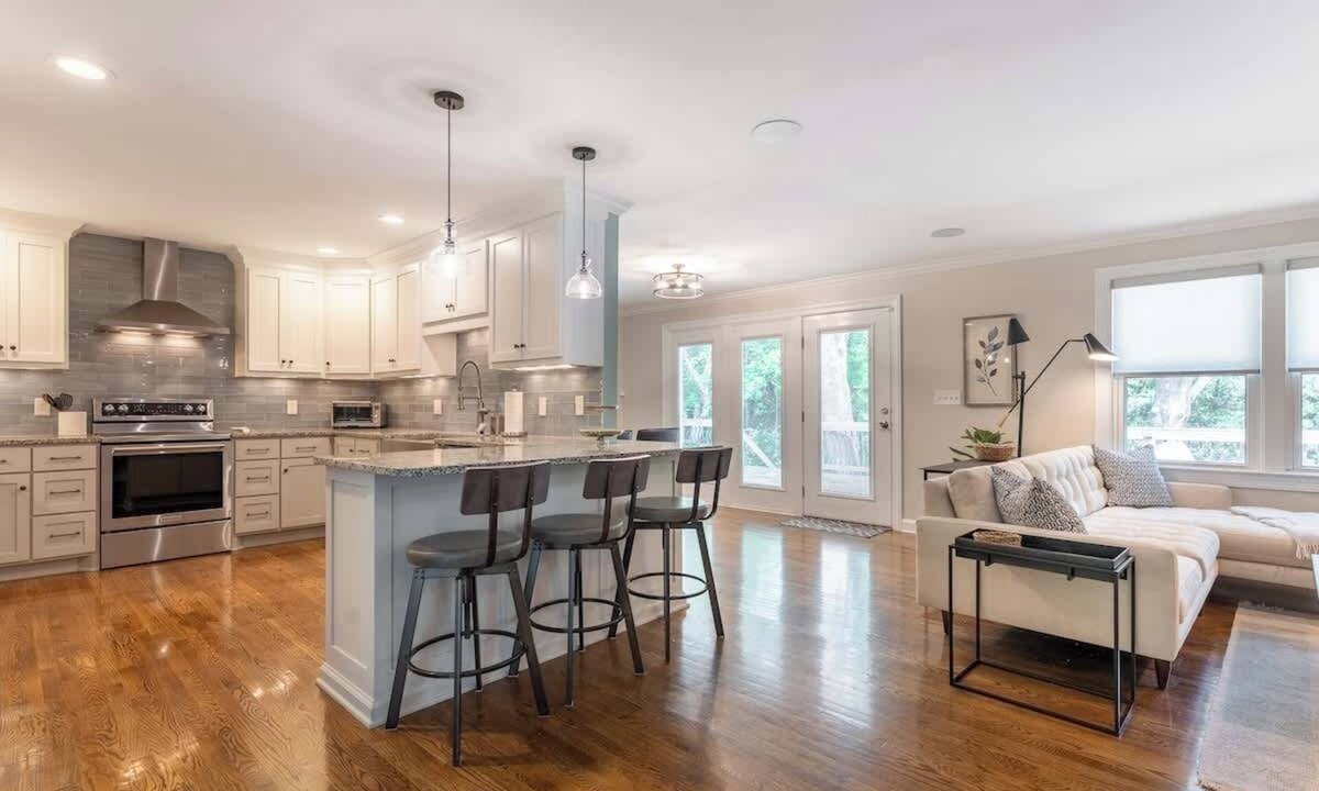 Burton Valley House | The Eloise - Elegant Ranch Near Green Hills