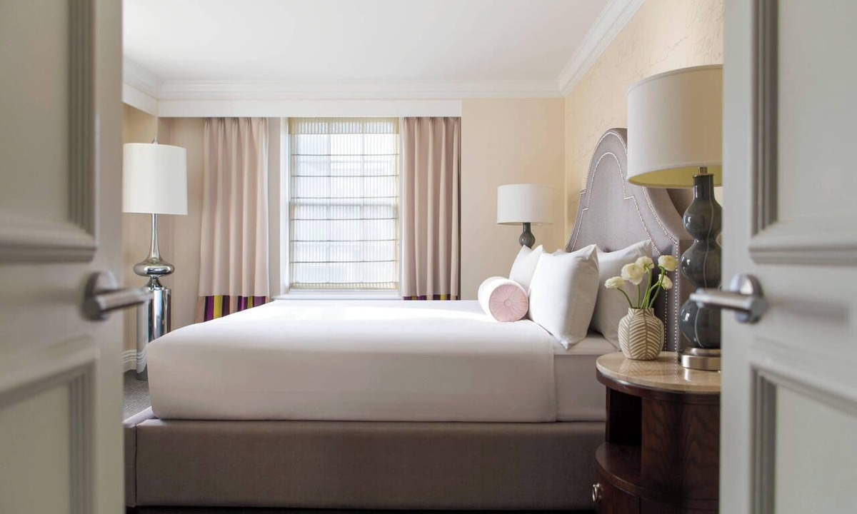 Connecticut Ave - K Street Hotel | The Mayflower Hotel, Autograph Collection
