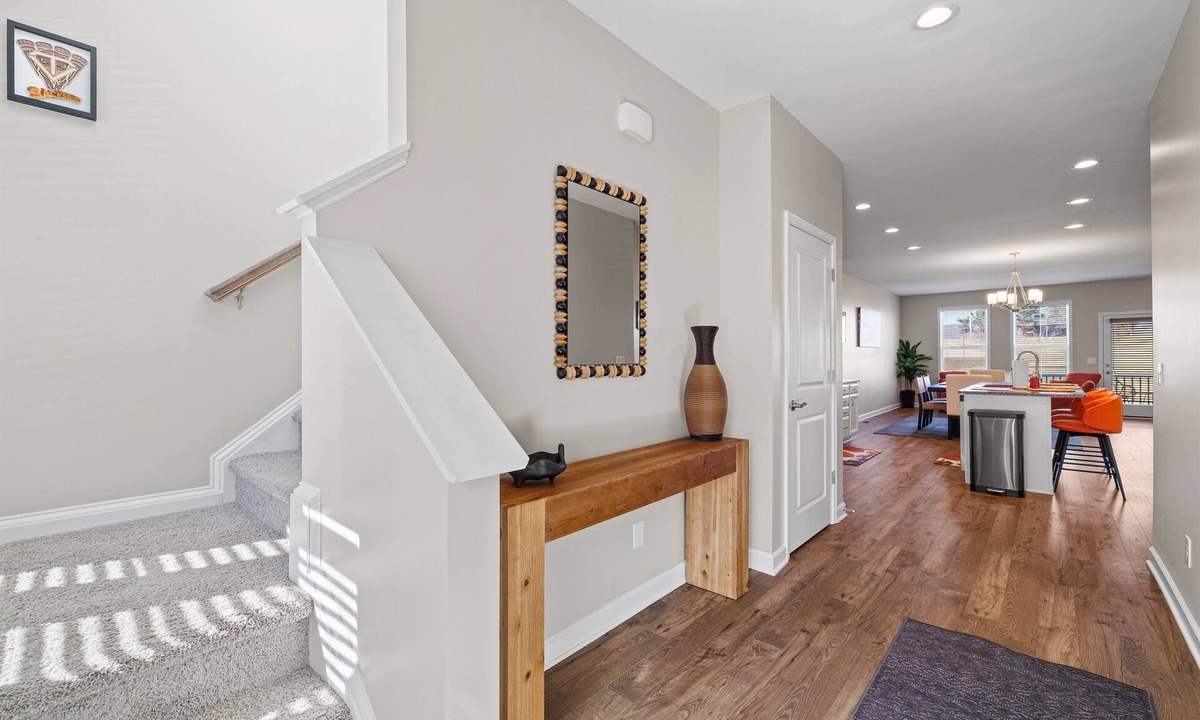 Blacksburg Villa | Three-Suite-Villa "Open Floorplan Private Living on Every Level"