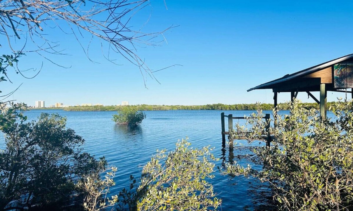 Allandale House | Tidal Mist Cottage on the River