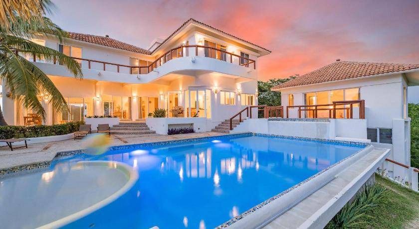 Santa Maria Huatulco Villa | Villa ∙ 3 bedrooms ∙ 10 guests