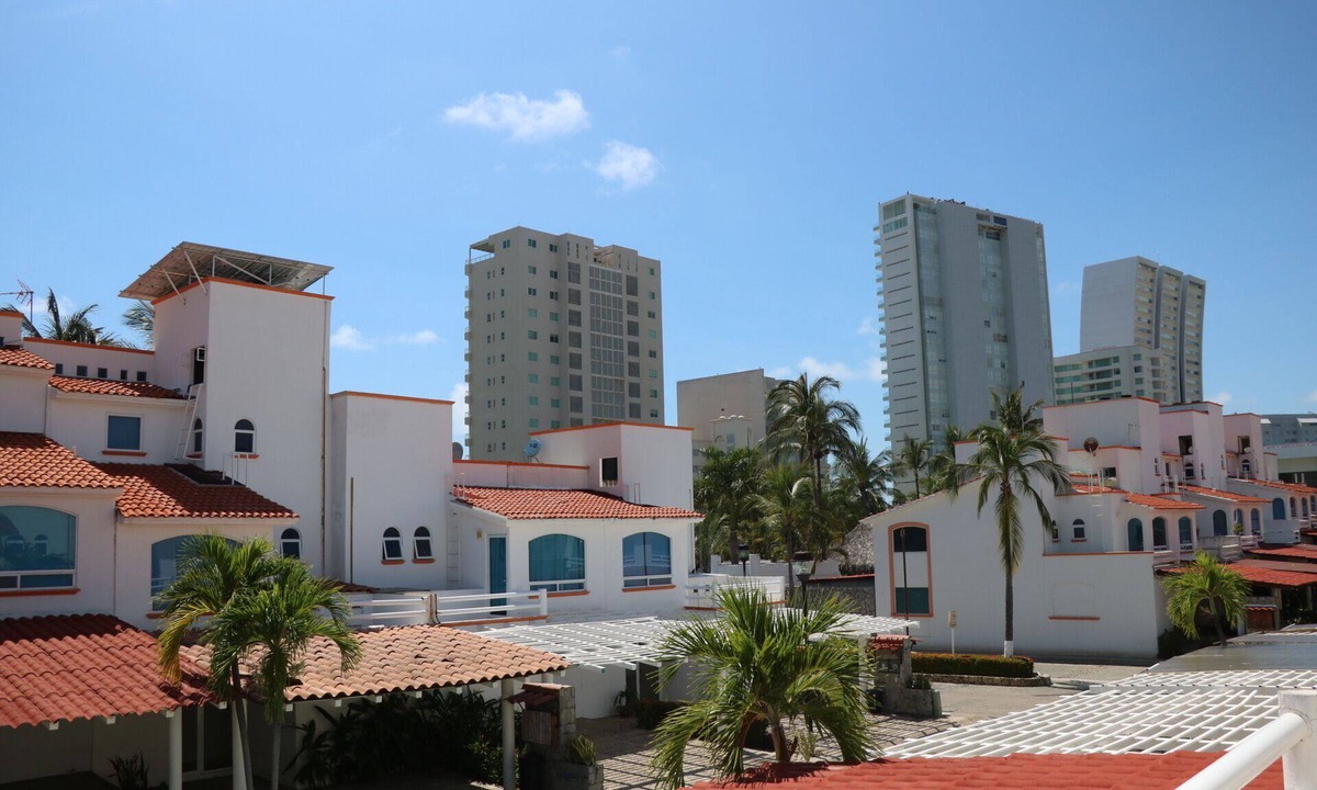 Granjas del Marques Villa | Villa Acapulco Diamante