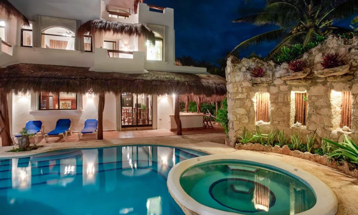 Playa del Secreto Villa | Villa Umakiha, Secluded Beach Villa with Private Pool + Jacuzzi!