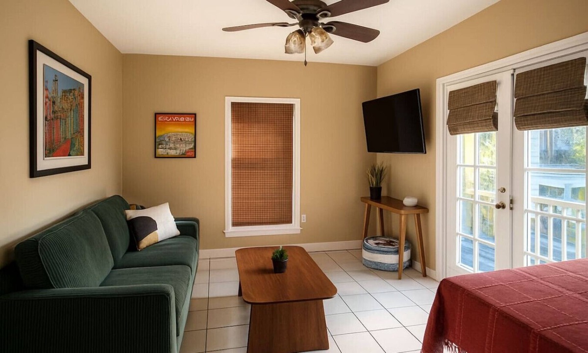 Lincolnville House | Walkable Downtown Retreat St. Augustine Escape with Parking & Balcony View