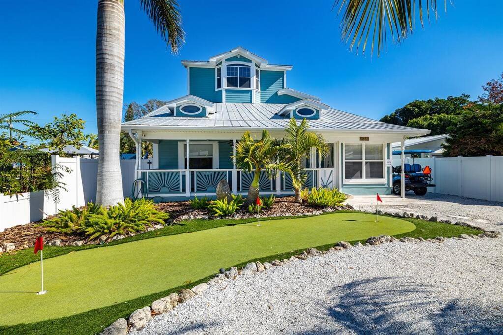 Indian Rocks Beach Villa | Winter Promo-Pool, Beach, Golf Cart, Putting Green