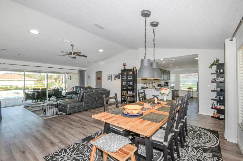 Inverness House | Withlacoochee Trail Getaway - Private Pool - 3bedrooms