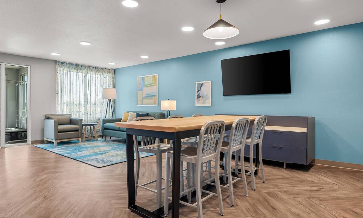 Manteca Hotel | Woodspring Suites Manteca - Stockton South