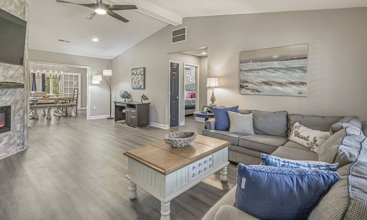 Socastee House | Your Beach Getaway and Home Away from Home