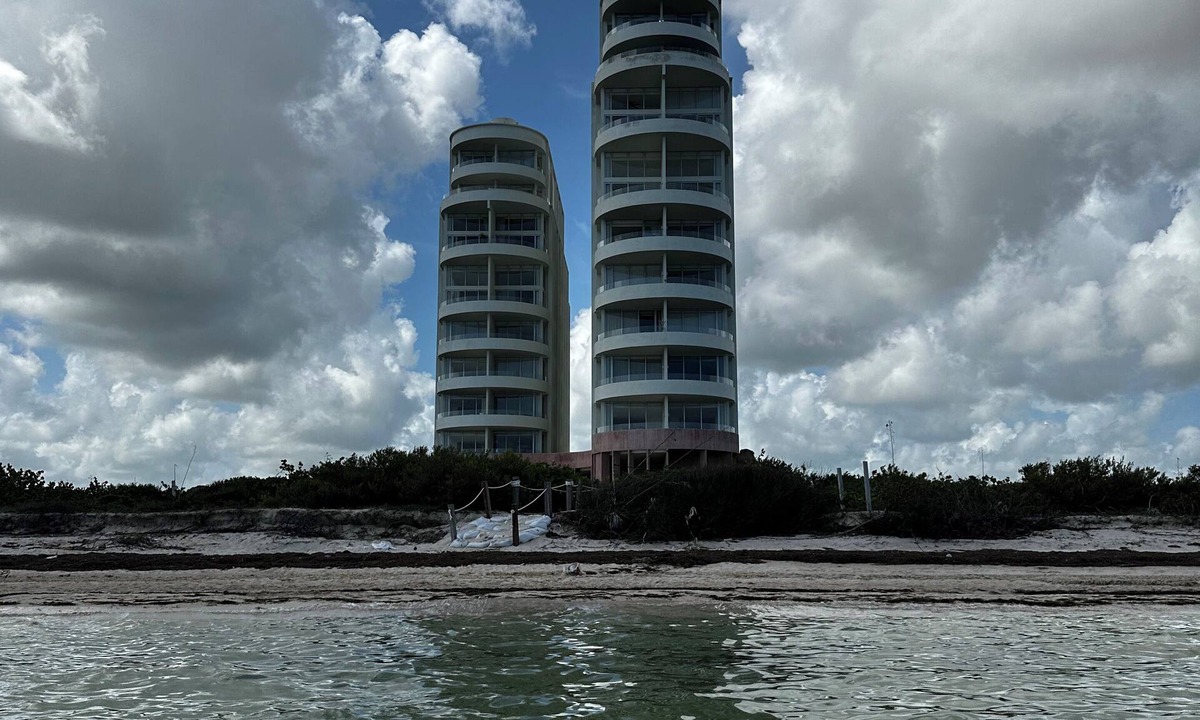 Miramar Apartment | Your seaside retreat - Apartment available in Telchac, Merida.