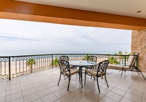 134 m² Condo ∙ 2 bedrooms ∙ 6 guests