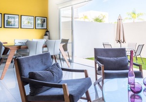 2BR Apartment-Pool & jacuzzi