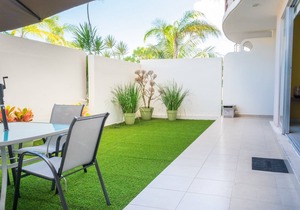 2BR Apartment-Pool & jacuzzi