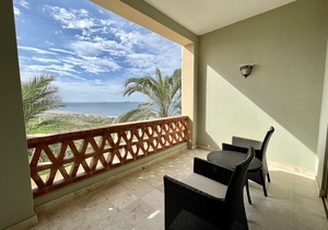 Beguiling pool-ocean view unit