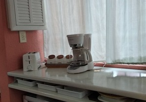 Casa Bikini - WiFi - Kitchen - TV - Park Supermarket Restaurants Nearby