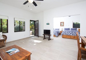 Casa CascadaCerritos Pool casita private Oasis only mins to the beach nest 2012