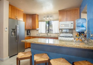 Condo 6 - Nice Condominium in Marina Real