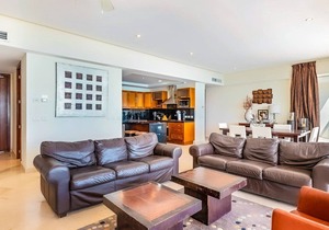 Encanto Living 803 Elegant 2 Bedroom Ocean Front