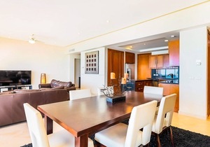 Encanto Living 803 Elegant 2 Bedroom Ocean Front