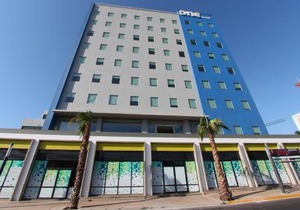 One La Paz