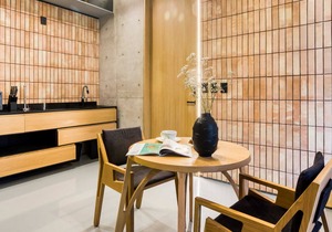 Ultramodern Connecting Suites | Shared Rooftop+Gym