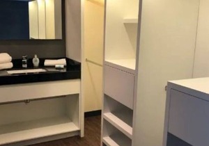 Vintage Lofts Expo - Loft No. 2