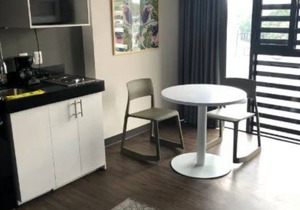 Vintage Lofts Expo - Loft # 7