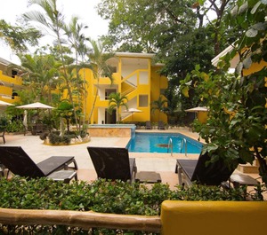 Hotel Chablis 