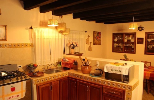Zacatlan Bed & Breakfast | 1 bedroom El Jarrito in Mexican B&B Hacienda