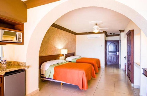 Los Barriles Resort | 152 m² Resort ∙ 2 bedrooms ∙ 127 guests