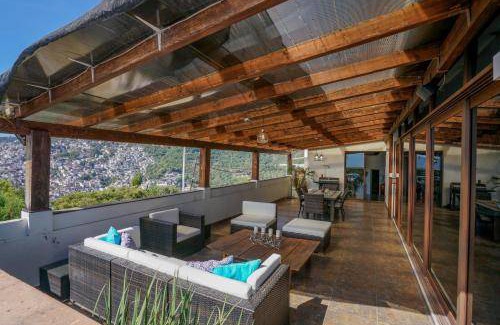 Taxco Villa | 170 m² Villa ∙ 3 bedrooms ∙ 7 guests
