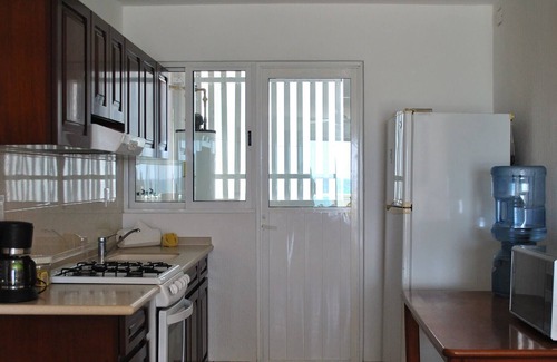 Akumal Condo | 2 Bedroom (3 beds) Beachfront Condo Akumal 302