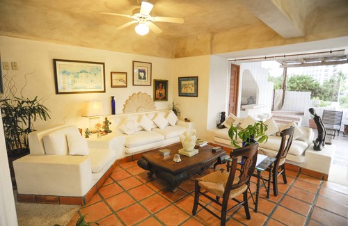 Ixtapa Apartment | 200 m² Apartment ∙ 2 bedrooms ∙ 8 guests