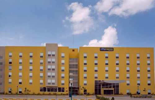 Irapuato Hotel | 28 m² Hotel ∙ 6 guests