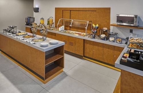 Zona Paseo Montejo House | 3 Modern Rooms w/Comfy Bed Near Paseo Montejo – 5 Min Walk