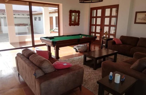 El Marques House | 300 m² House ∙ 4 bedrooms ∙ 16 guests
