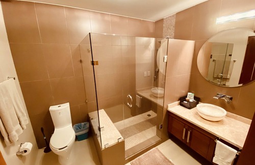 Santa Maria Huatulco Condo | 5 minutes to beach! Oceanfront Condo, Sleeps 6, Two Pools, 24-hr Security, Wi-Fi